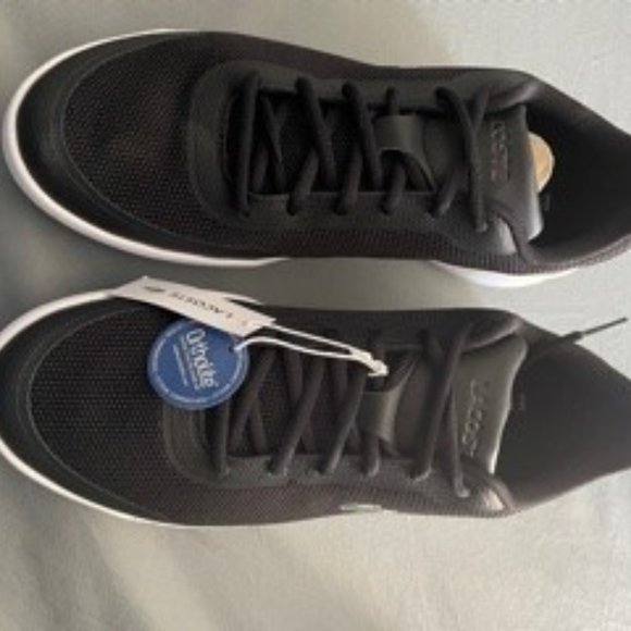 Shoes - Picture 2 of 6